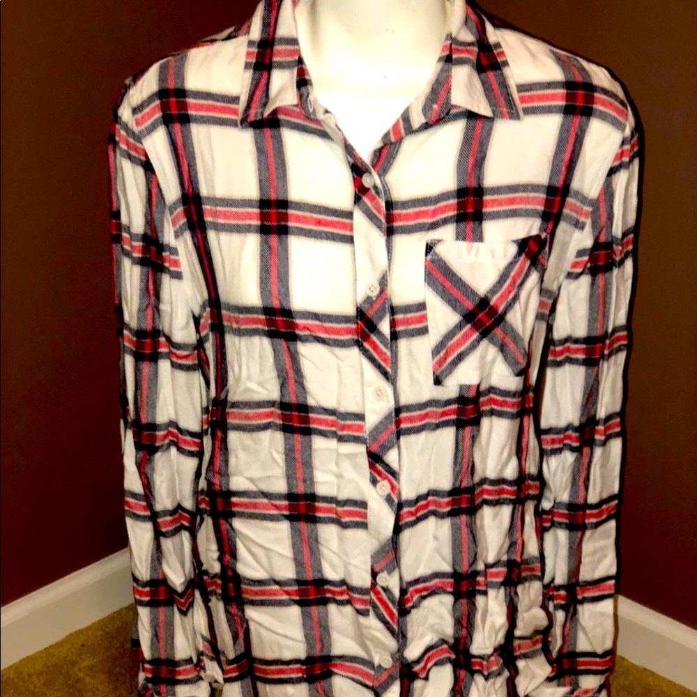 Women’s Plaid Button Down Shirt